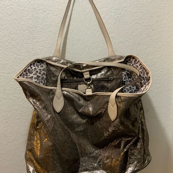 Sorial New York Metallic Tote Bag - Picture 2 of 9